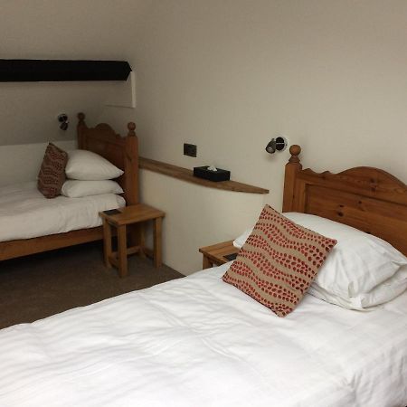 Burcott Mill Guesthouse Wells Εξωτερικό φωτογραφία